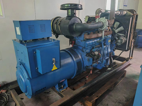 松山100kW柴油发电机组使用多级机油有哪些优缺点？